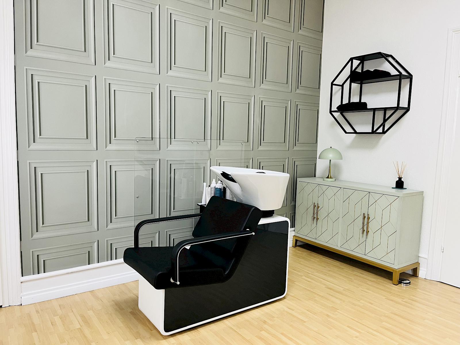 Waschplatz im Salon Franco Amato Capelli